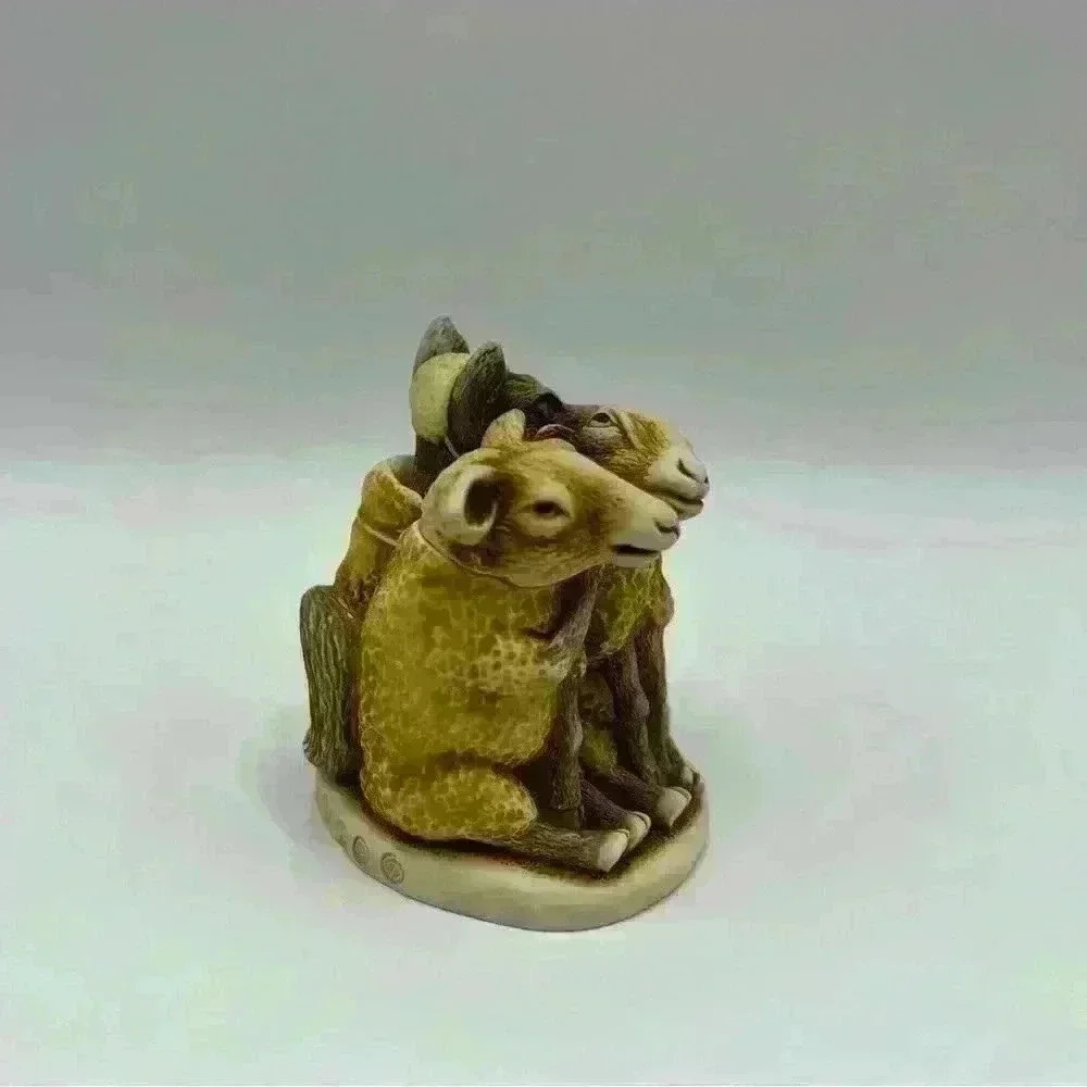 Mint Harmony Kingdom “Mutton Chops” Collectible Trinket Box Crushed Marble
